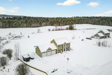 16 Norway Road Gorham ME 04038