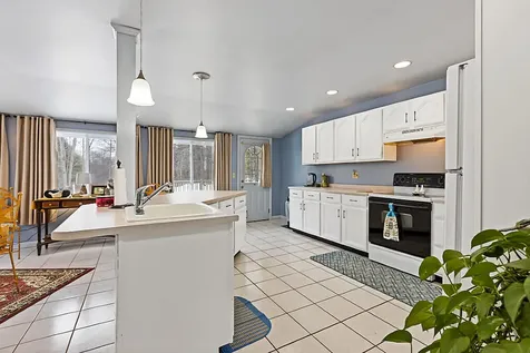 381 W River Road Augusta ME 04330