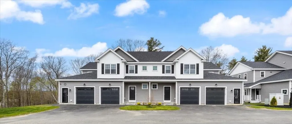 30-3 Regency Circle Kittery ME 03904