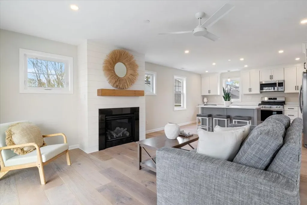 30-3 Regency Circle Kittery ME 03904