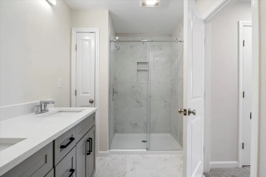 30-3 Regency Circle Kittery ME 03904