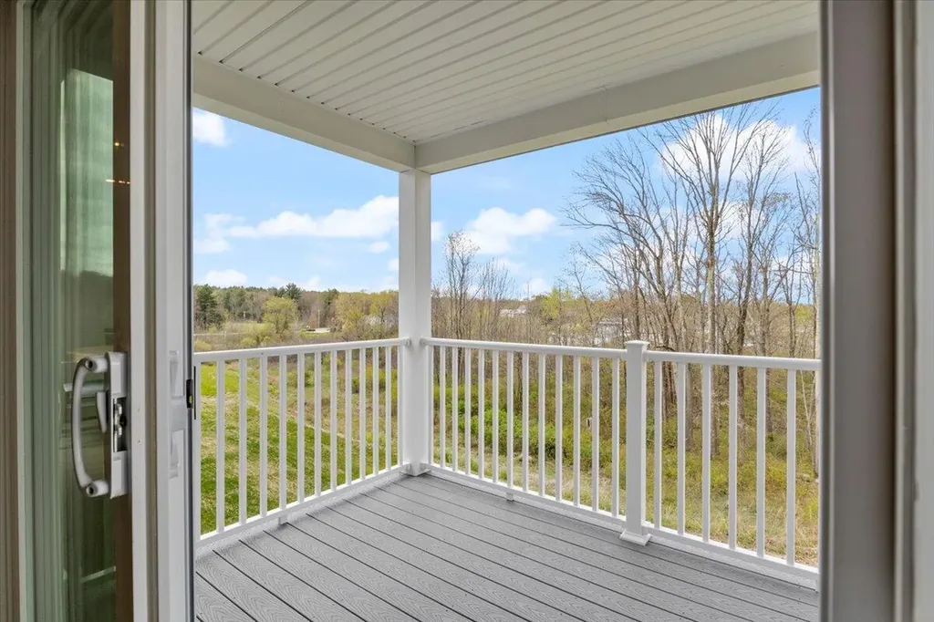 30-3 Regency Circle Kittery ME 03904