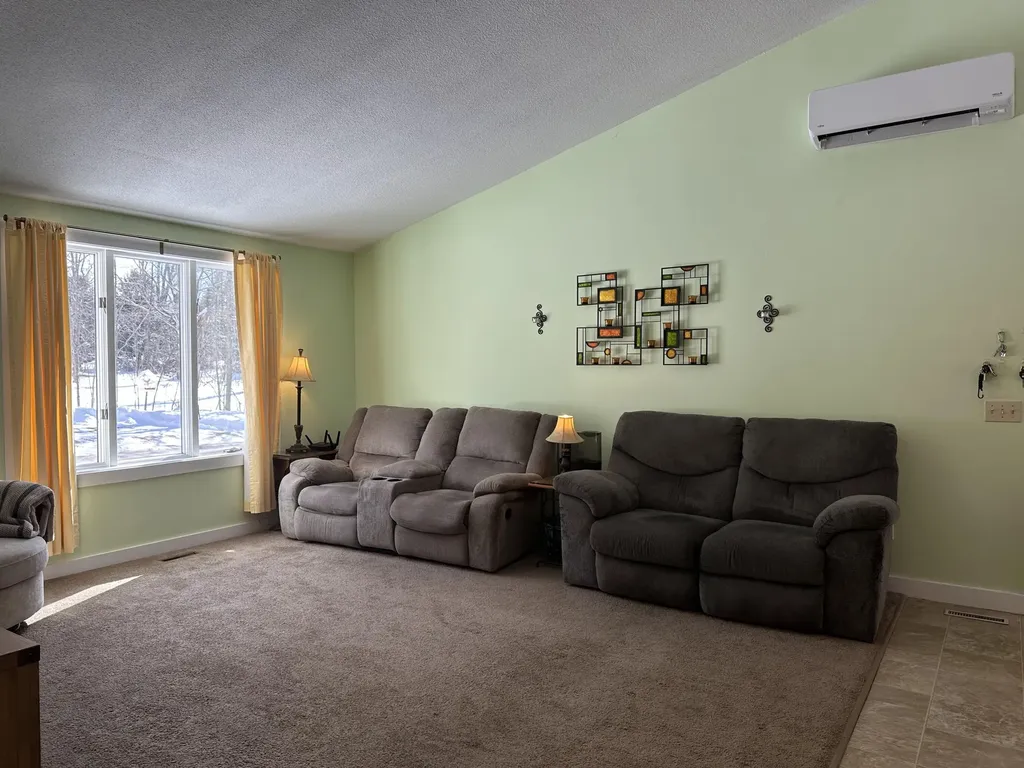 25 Yarmouth Road Gray ME 04039