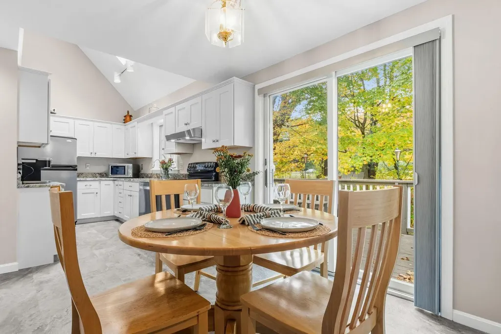 2 Bunker Hill Terrace Scarborough ME 04074