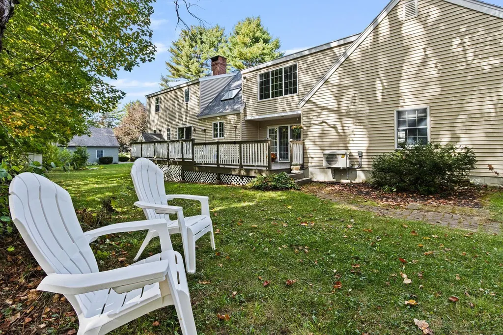 2 Bunker Hill Terrace Scarborough ME 04074