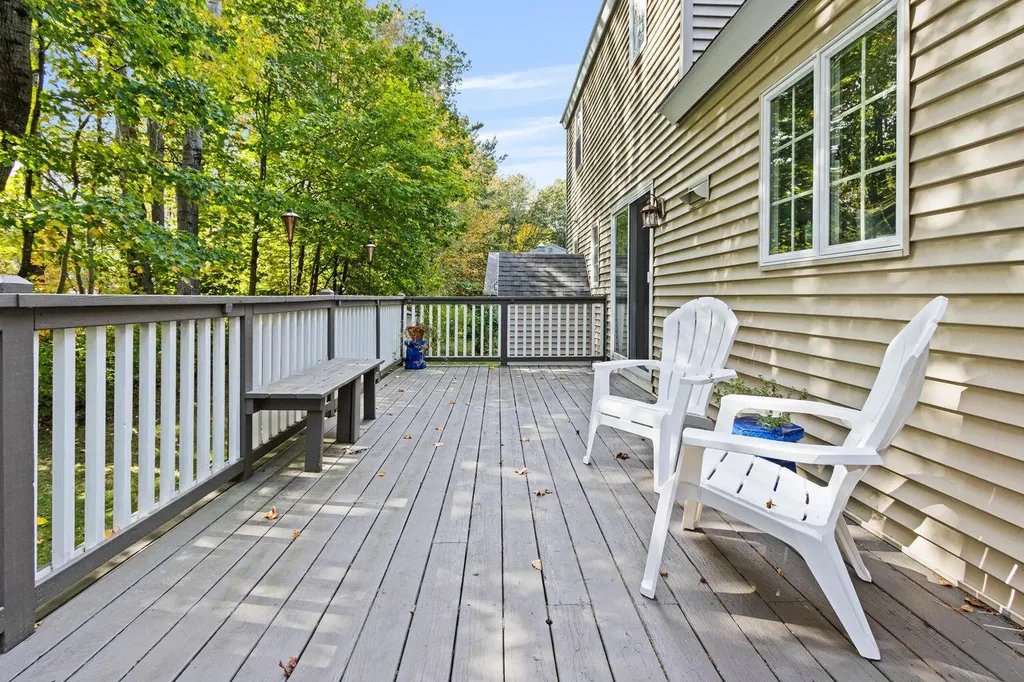 2 Bunker Hill Terrace Scarborough ME 04074