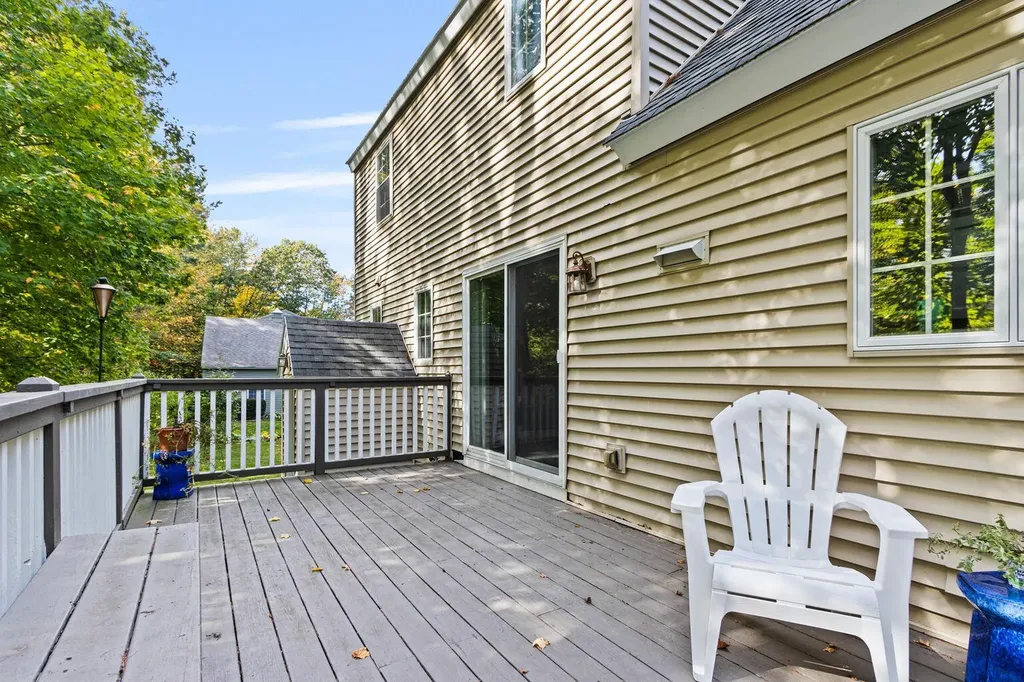 2 Bunker Hill Terrace Scarborough ME 04074