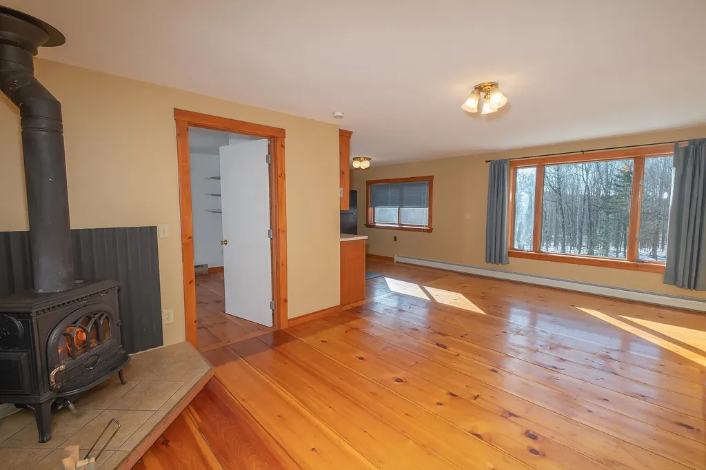 406 Industry Road Farmington ME 04938