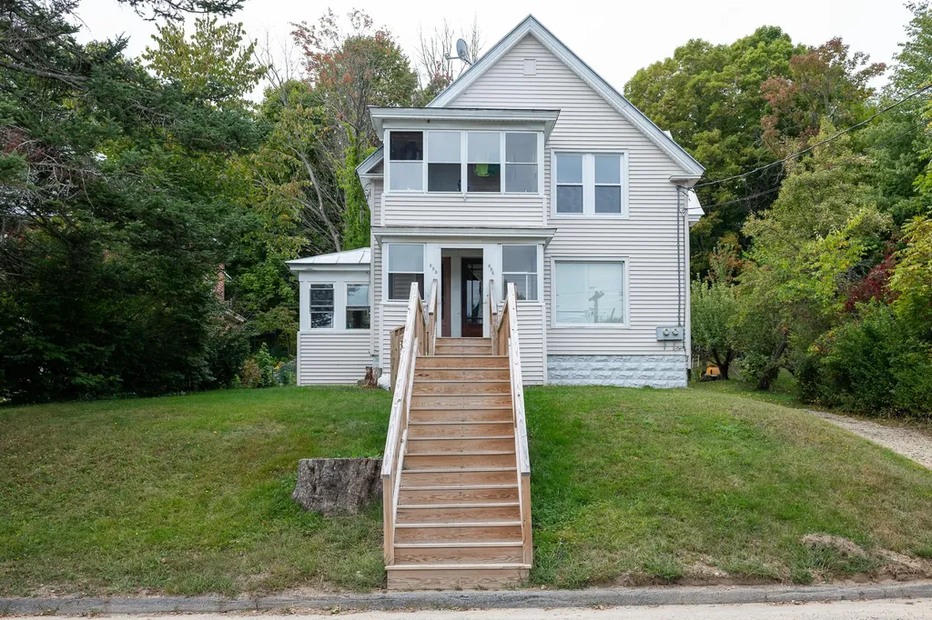 688 Prospect Avenue Rumford ME 04276