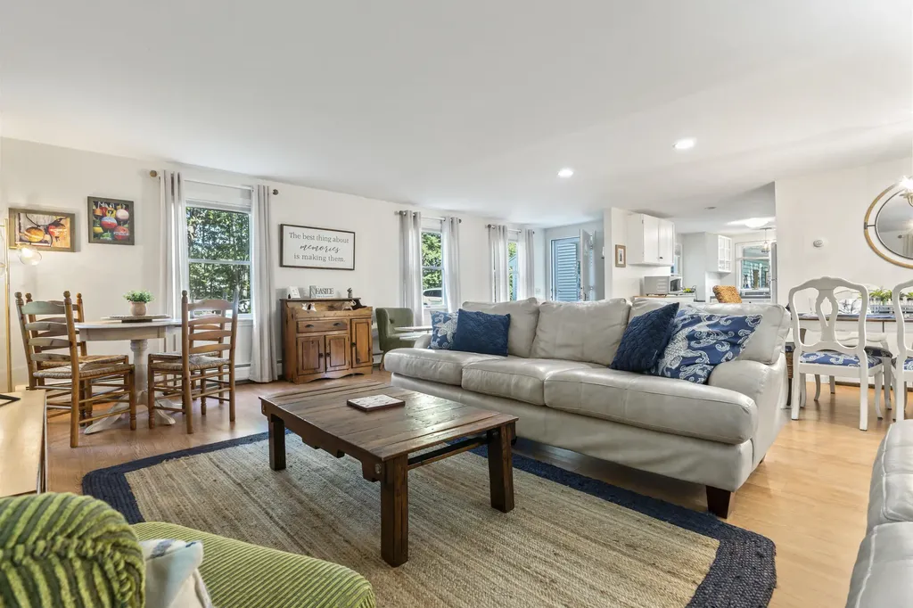 12 Cardinal Lane York ME 03909