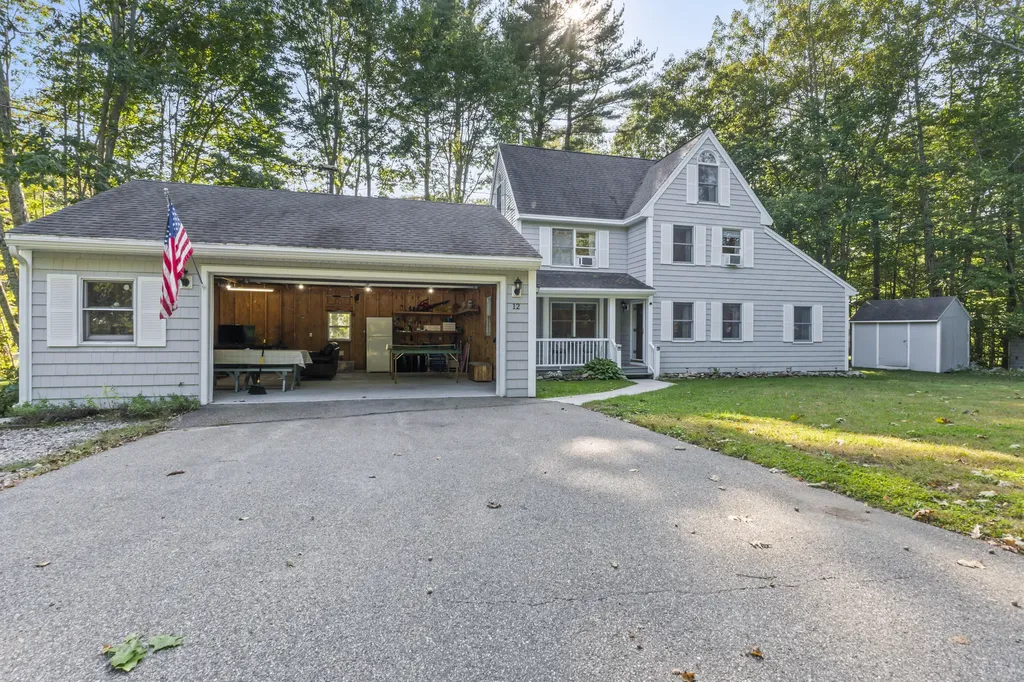 12 Cardinal Lane York ME 03909