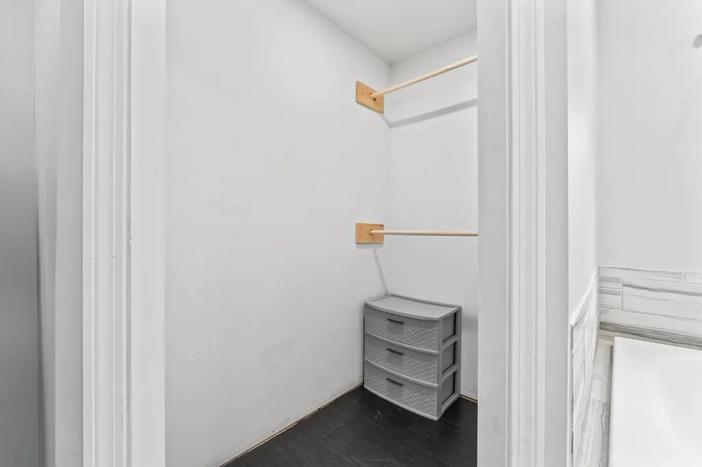 97 1st Street West Gardiner ME 04345