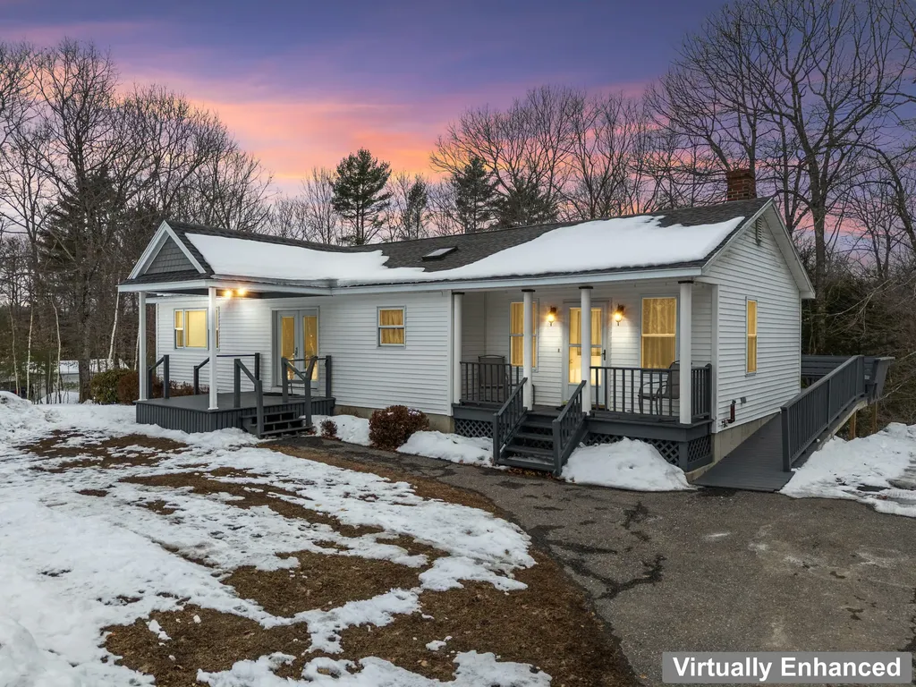 97 1st Street West Gardiner ME 04345