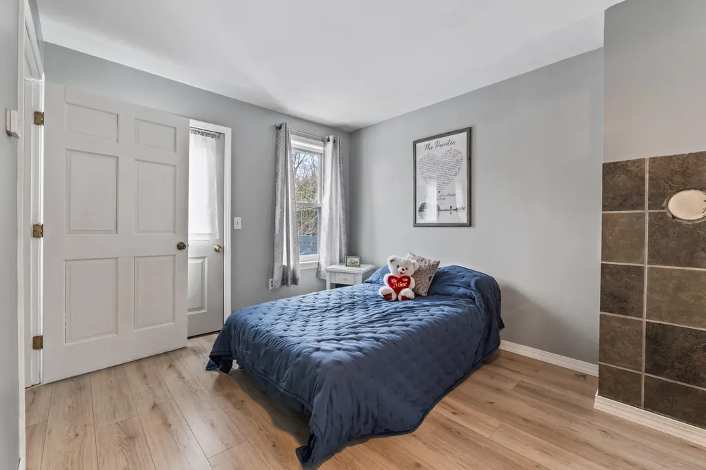 97 1st Street West Gardiner ME 04345