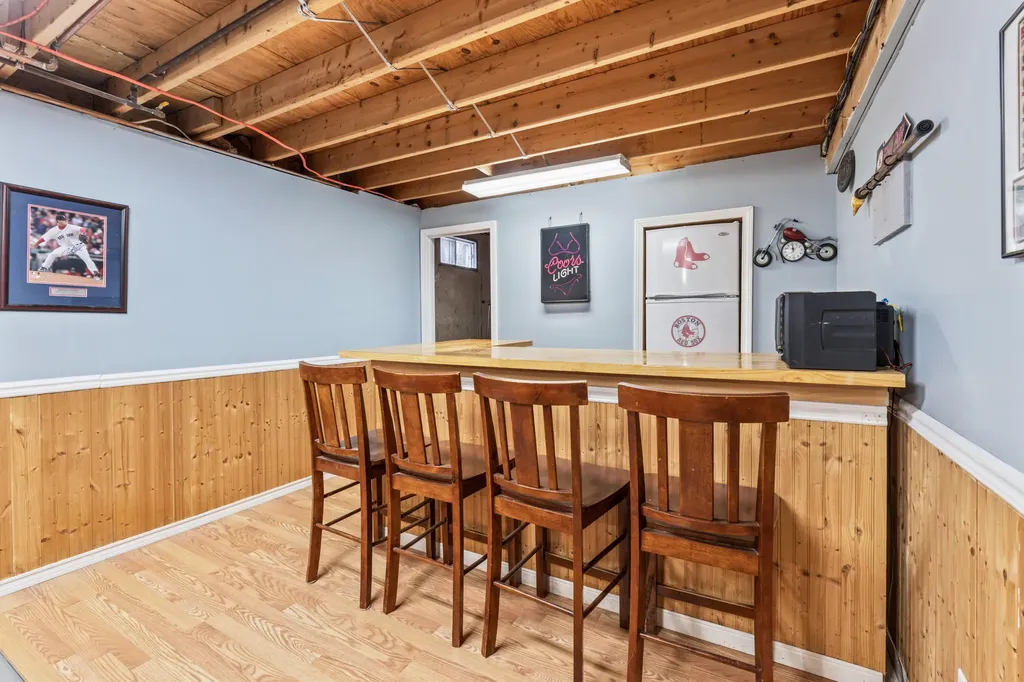 97 1st Street West Gardiner ME 04345