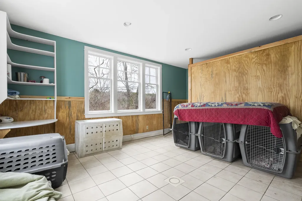 144 Middle Road Edgecomb ME 04556