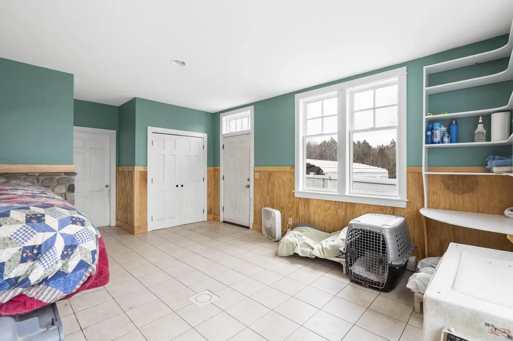 144 Middle Road Edgecomb ME 04556