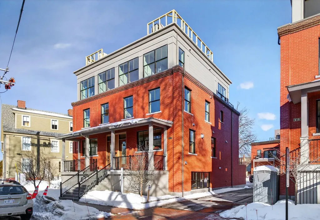 55 Carleton Street Portland ME 04102