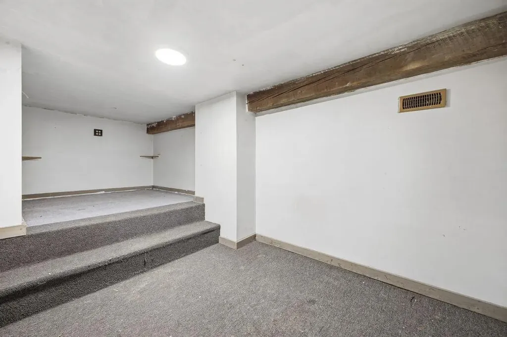 16 Witchtrot Road South Berwick ME 03908