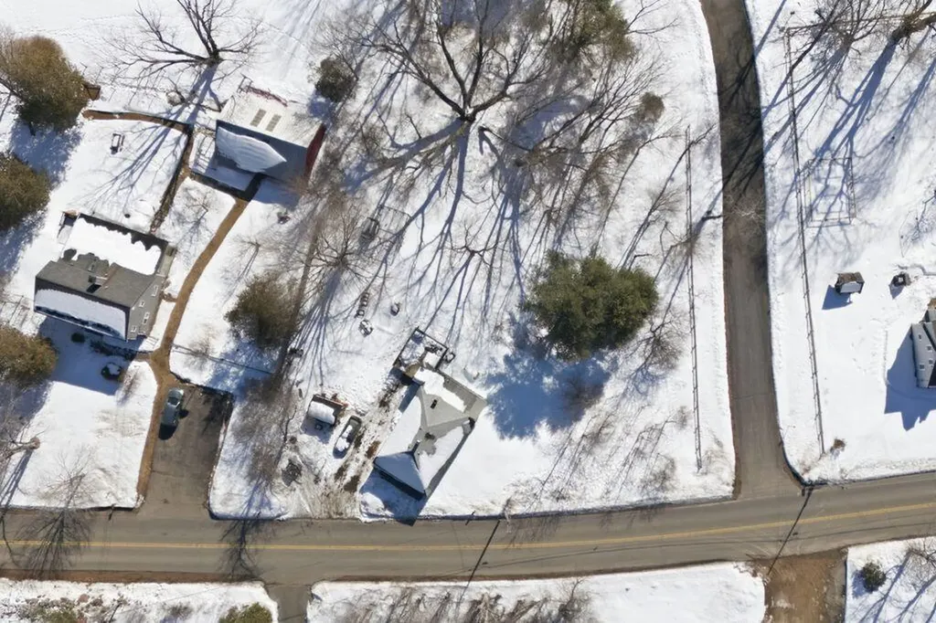 16 Witchtrot Road South Berwick ME 03908