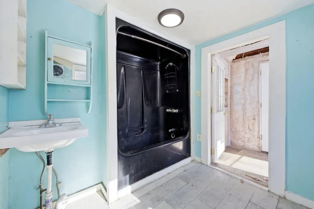 16 Witchtrot Road South Berwick ME 03908