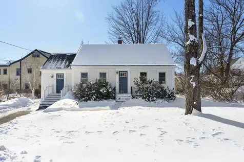 5 Holbrook Street Freeport ME 04032