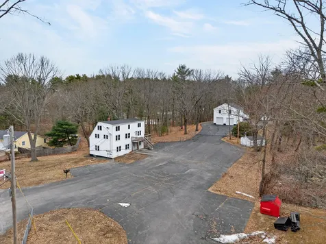 8-10 Bayview Lane Kittery ME 03904