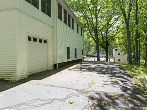 8-10 Bayview Lane Kittery ME 03904