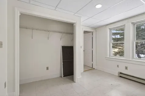 8-10 Bayview Lane Kittery ME 03904