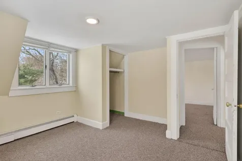8-10 Bayview Lane Kittery ME 03904