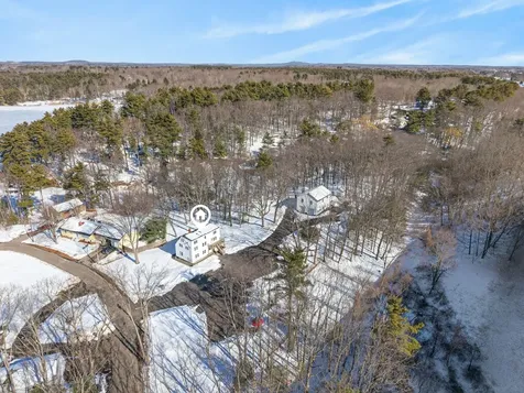 8-10 Bayview Lane Kittery ME 03904