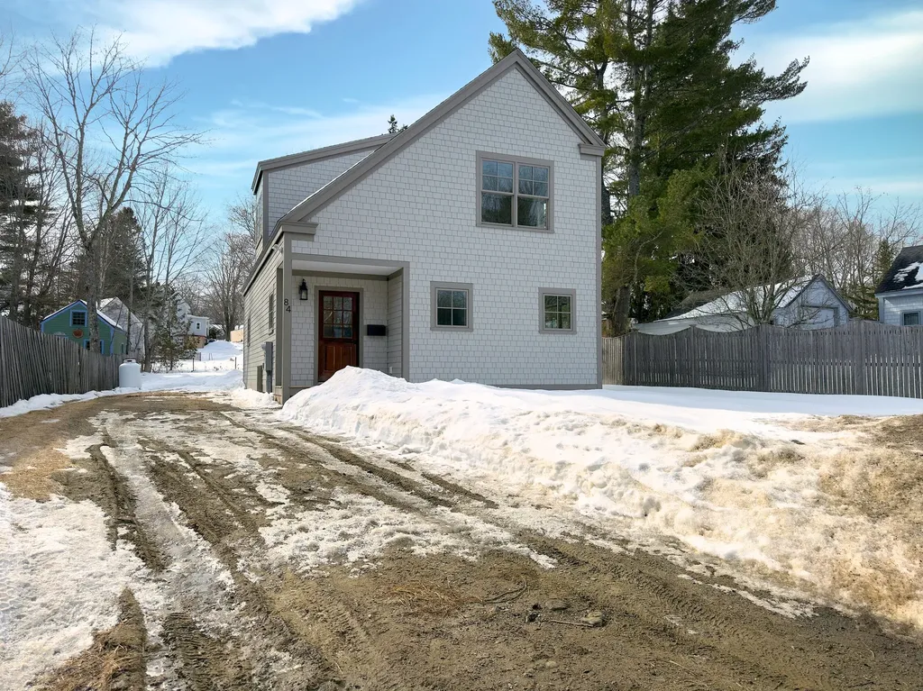 84 Mechanic Street Camden ME 04843