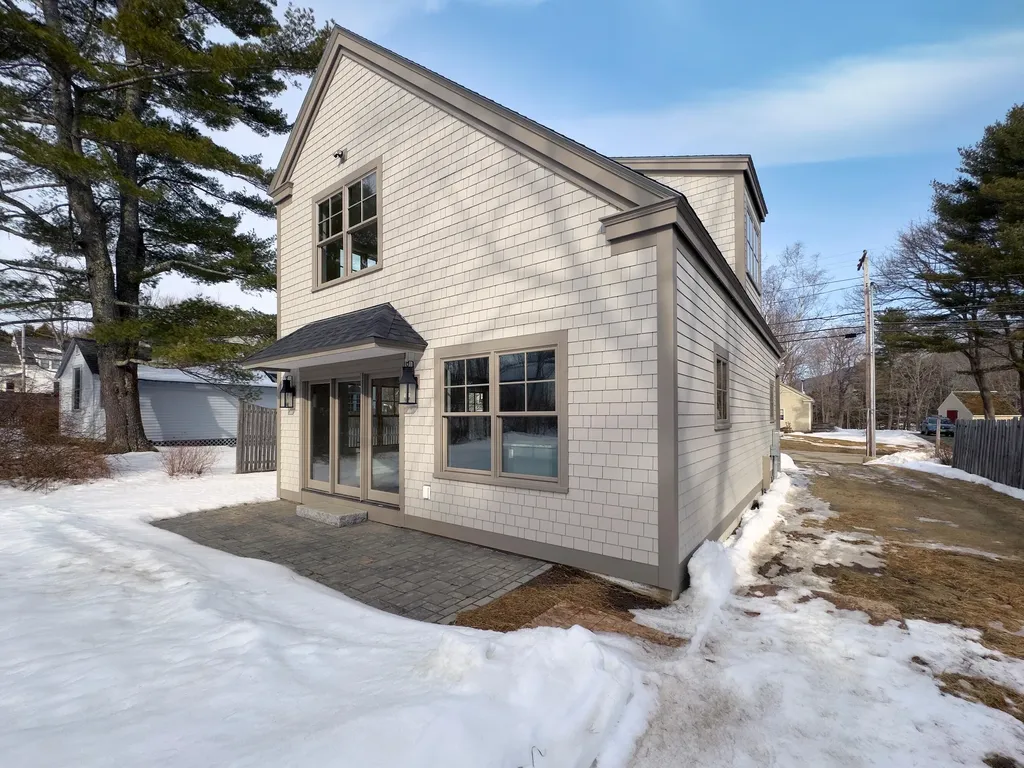 84 Mechanic Street Camden ME 04843
