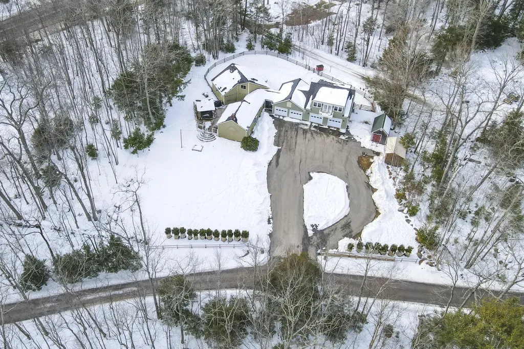 23 Bonnie Lane Union ME 04862