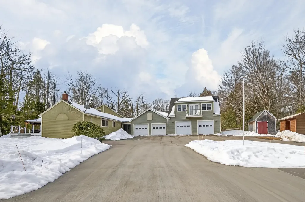 23 Bonnie Lane Union ME 04862