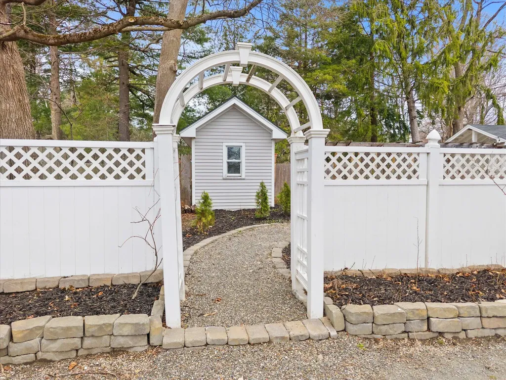 431 Hammond Street Bangor ME 04401