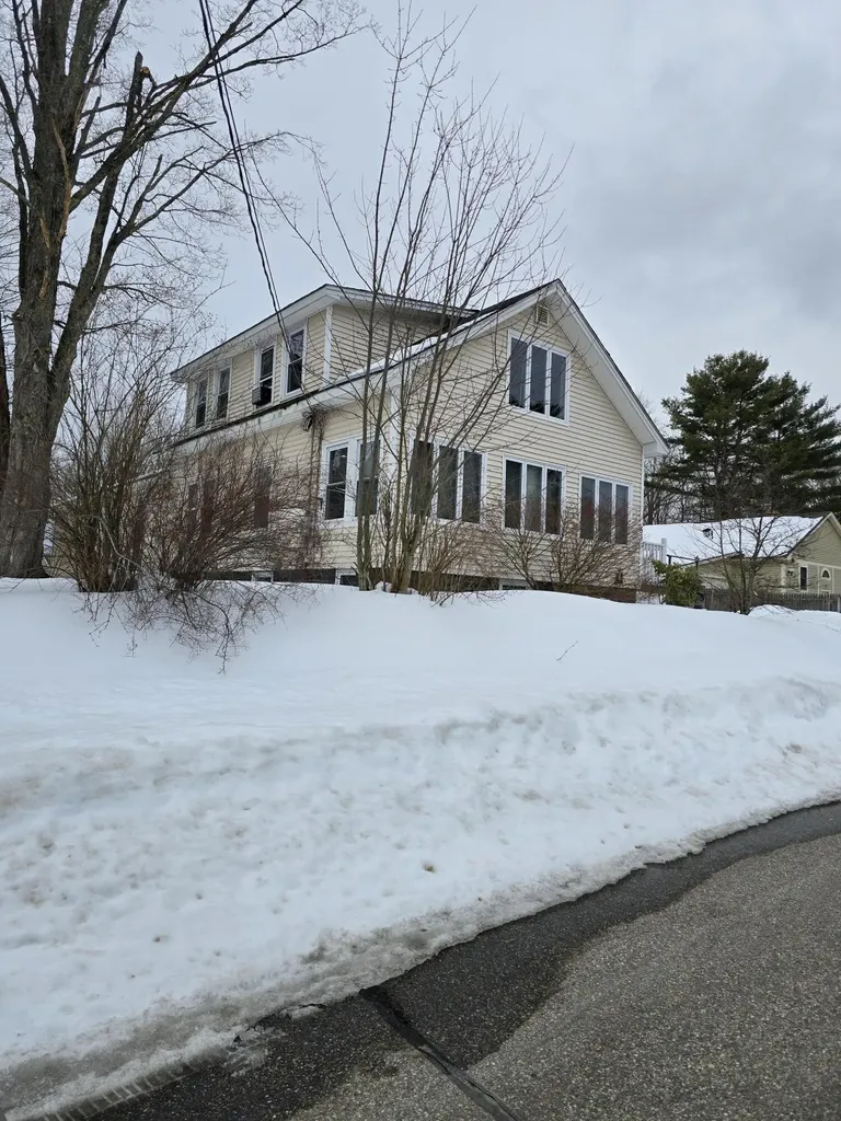 51 Lenox Street Sanford ME 04073