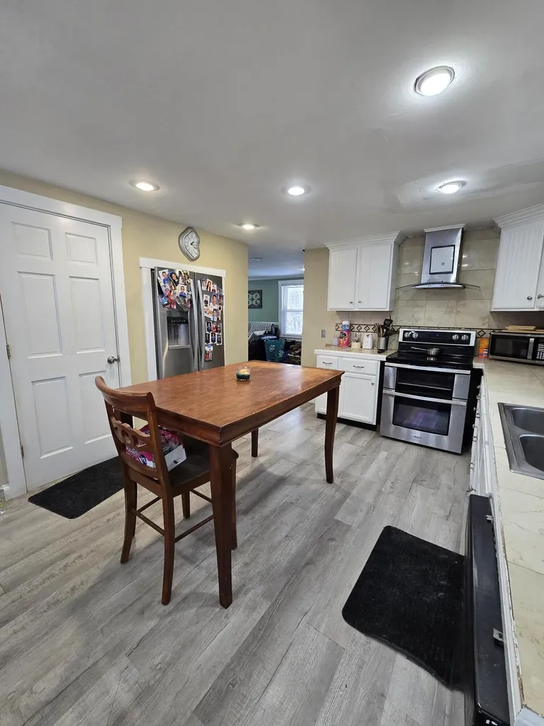 51 Lenox Street Sanford ME 04073
