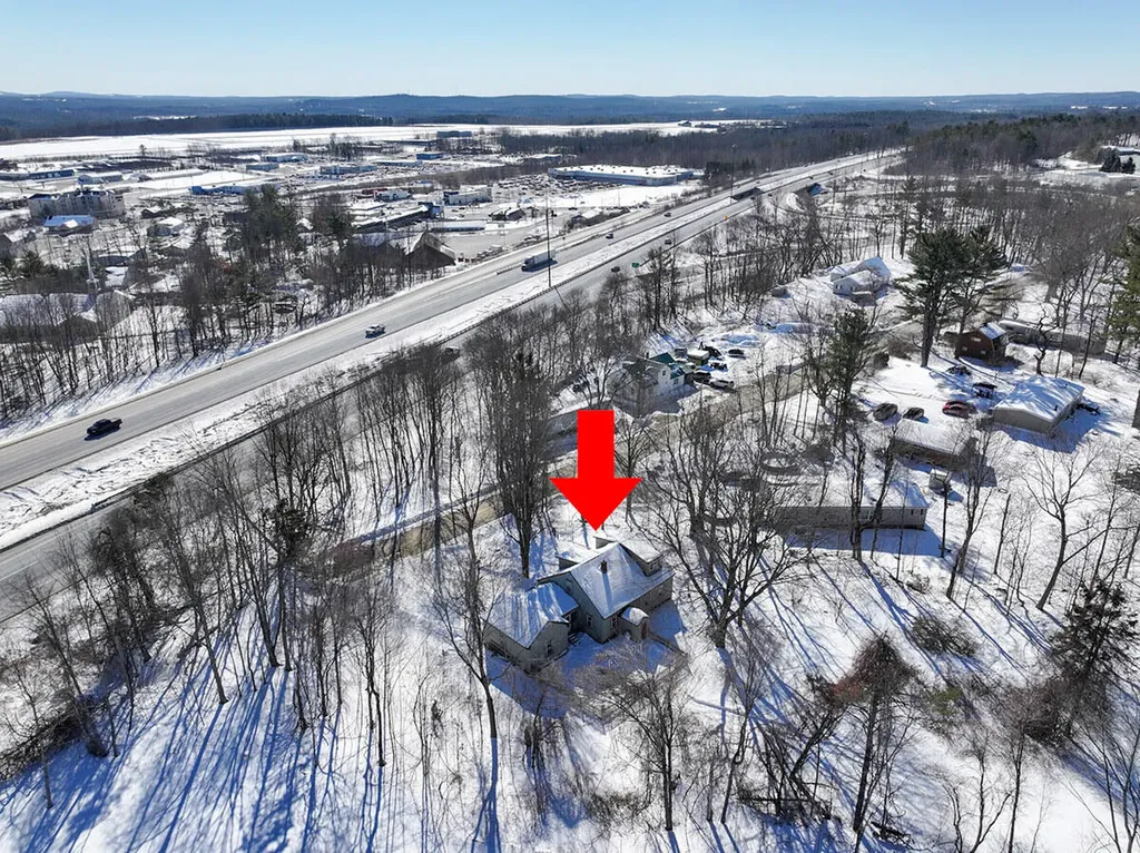 86 N Second Rangeway Road Oakland ME 04963