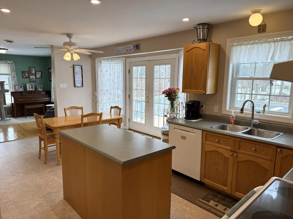 13 Oakwood Drive South Portland ME 04106