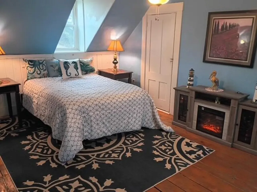 344 Main Street Lincoln ME 04457