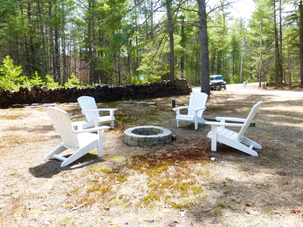 39 Twig Circle Harrison ME 04040