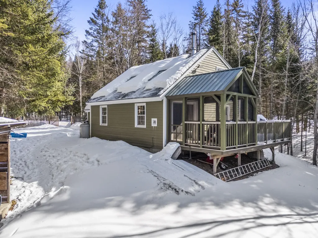 11 Porcupine Trail Coplin Plt ME 04982