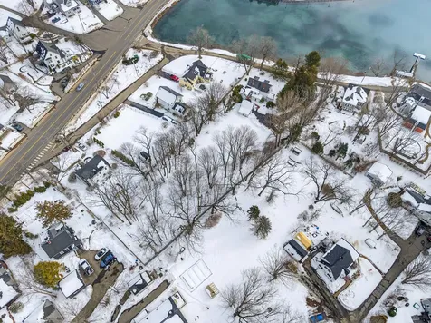 4 Trefethen Avenue Kittery ME 03904