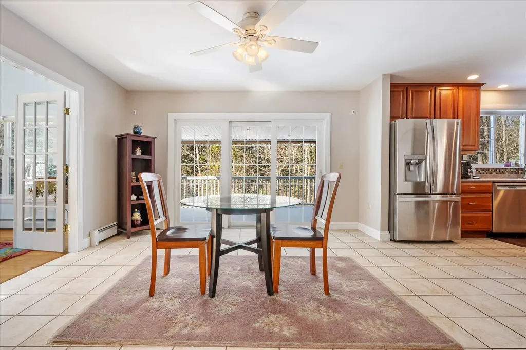 19 Crestview Drive Orono ME 04473