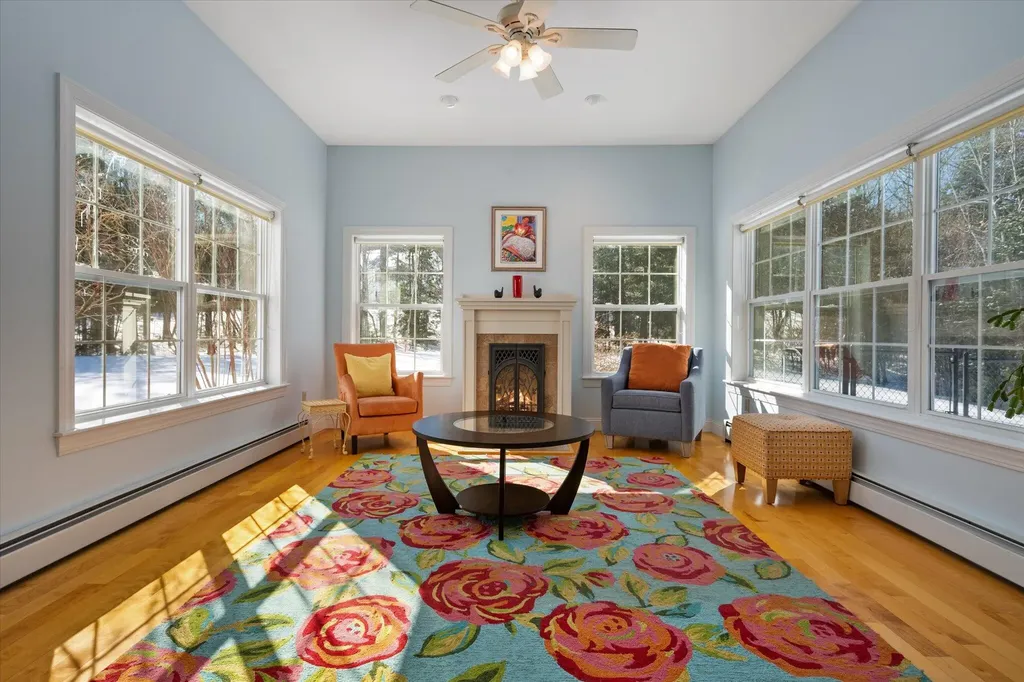 19 Crestview Drive Orono ME 04473