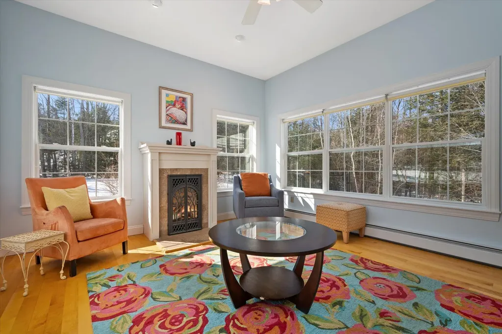 19 Crestview Drive Orono ME 04473