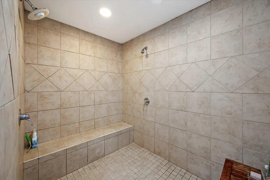19 Crestview Drive Orono ME 04473