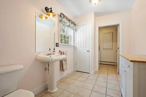 19 Crestview Drive Orono ME 04473