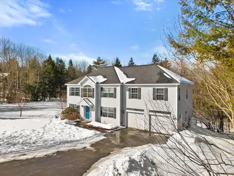19 Crestview Drive Orono ME 04473